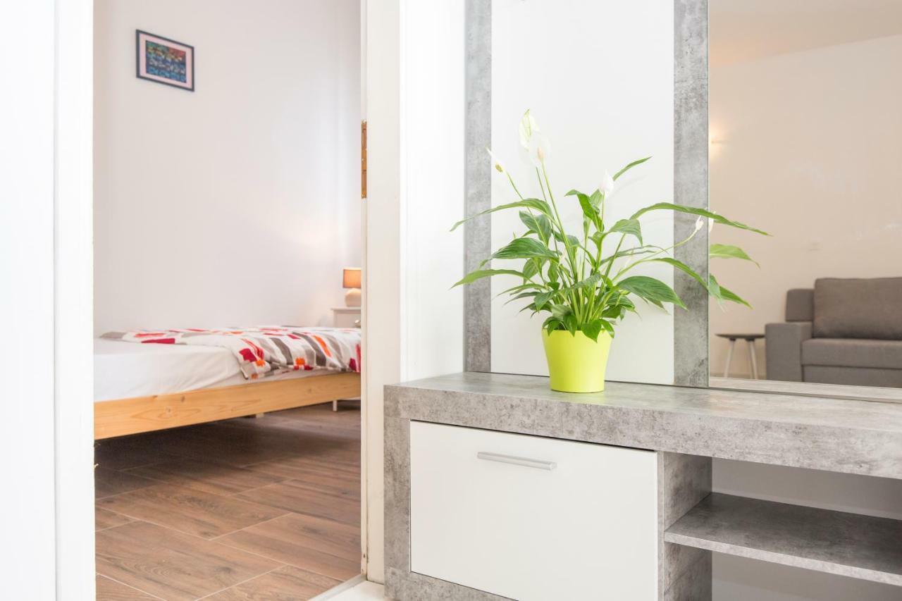 Apartments Cekada ラビン エクステリア 写真